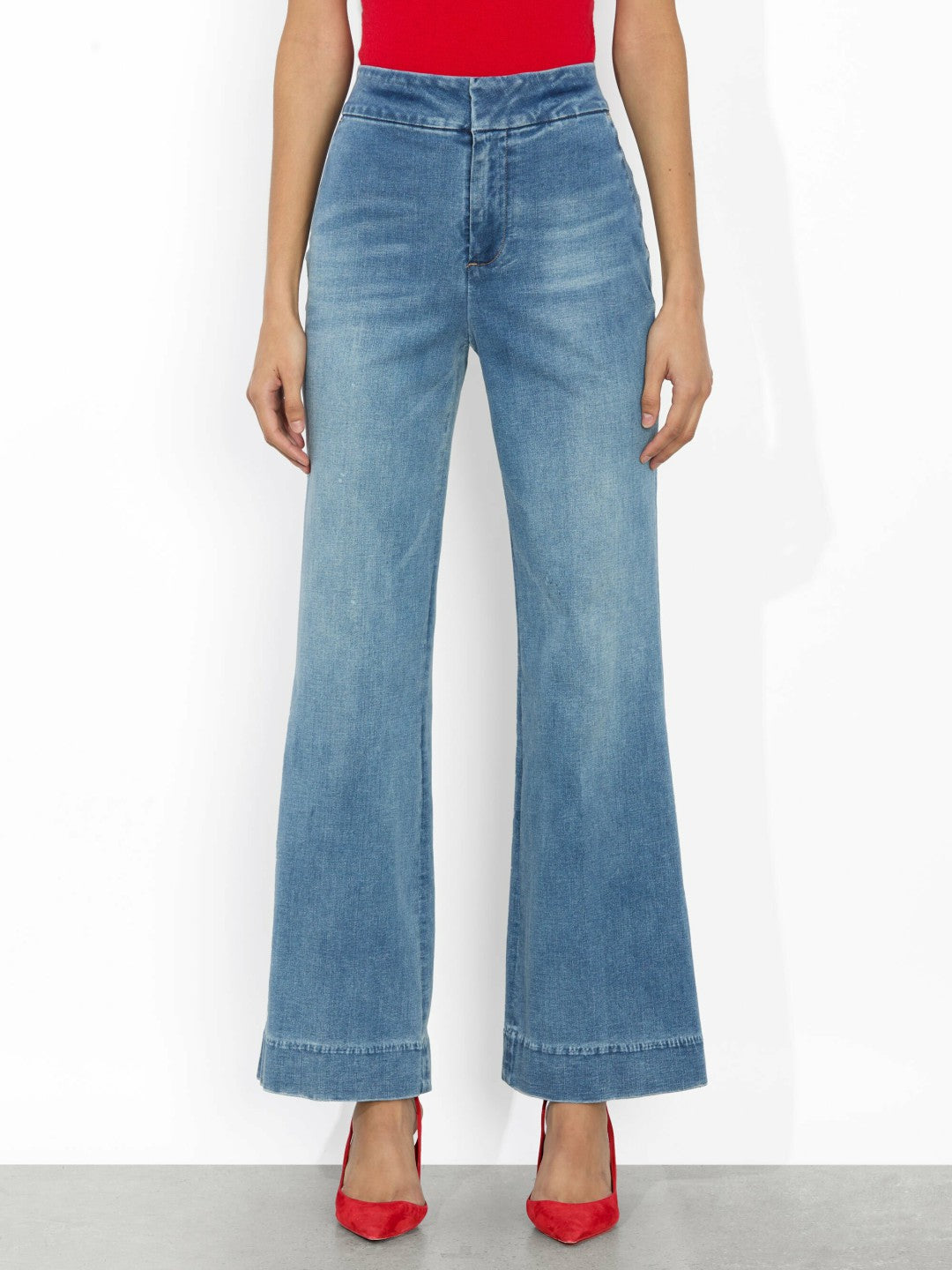 Quinn Kick Flare Jean In Livia Vintage Blue - Alice + Olivia Women
