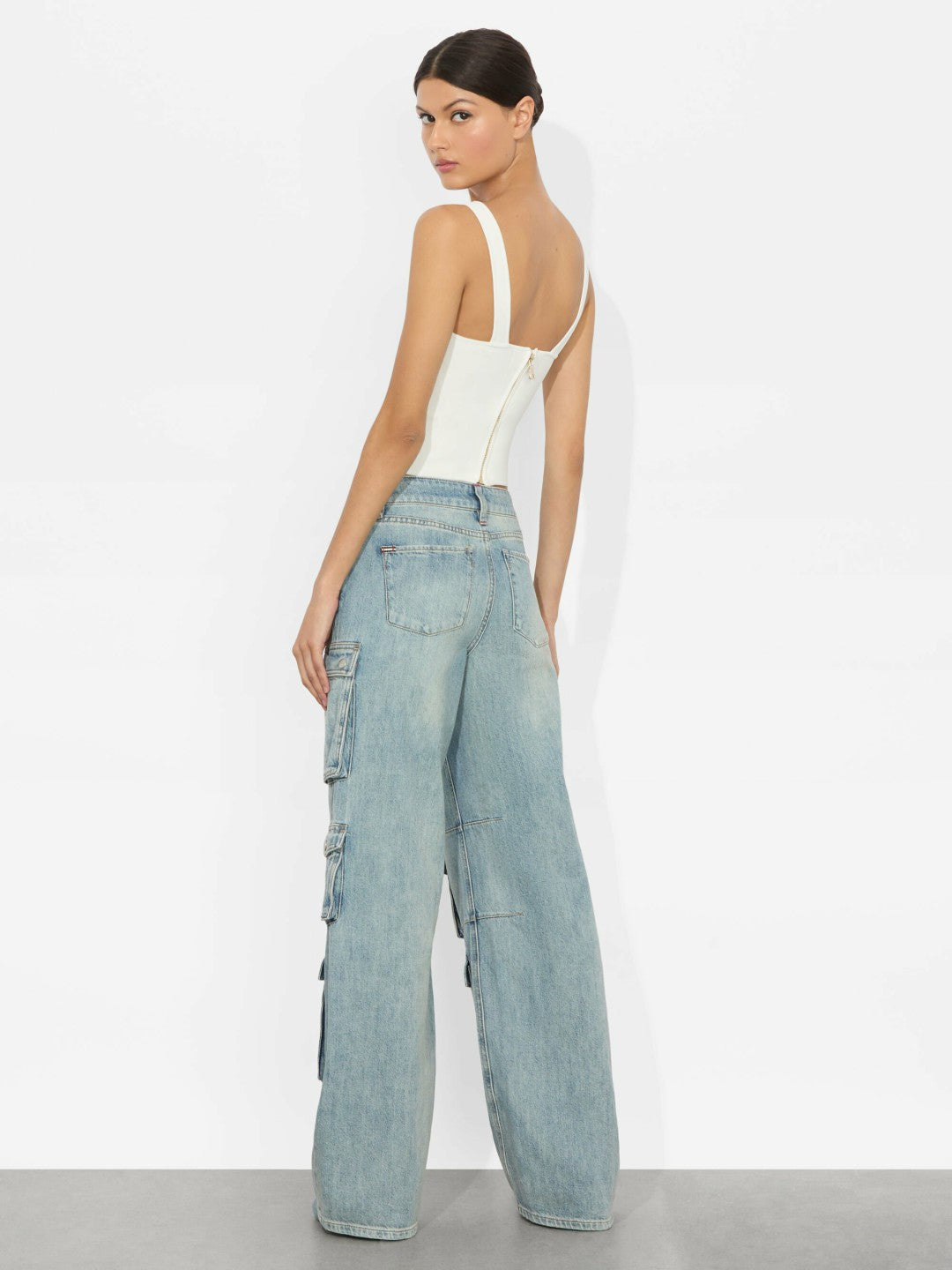 Olympia Cargo Jean In Sierra Vintage Blue - Alice + Olivia Women