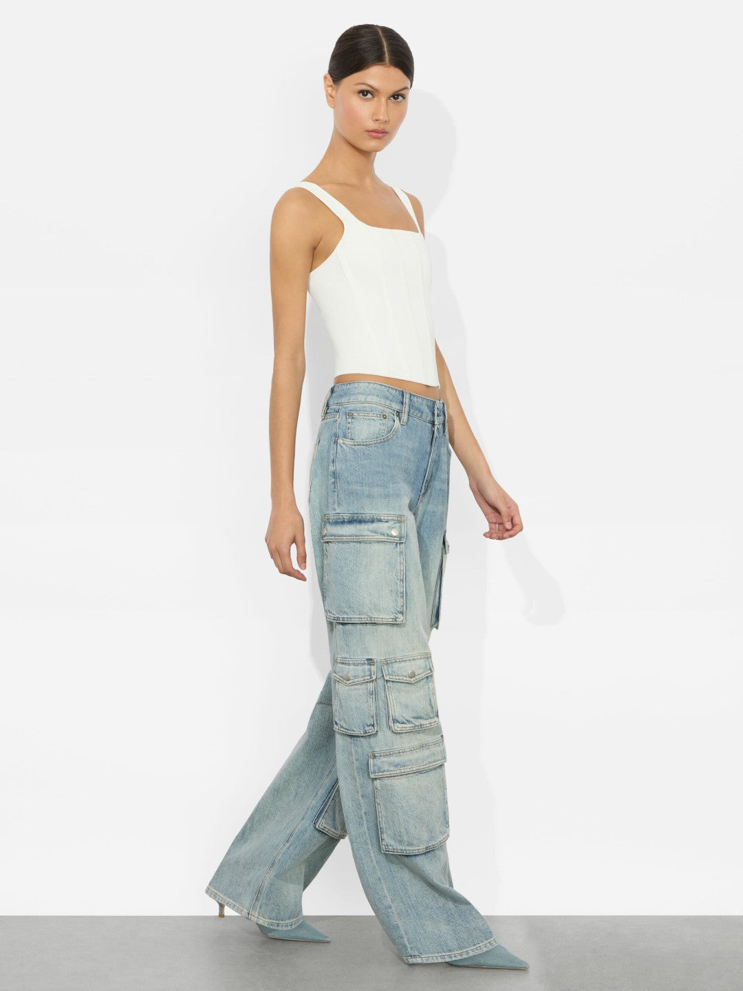 Olympia Cargo Jean In Sierra Vintage Blue - Alice + Olivia Women