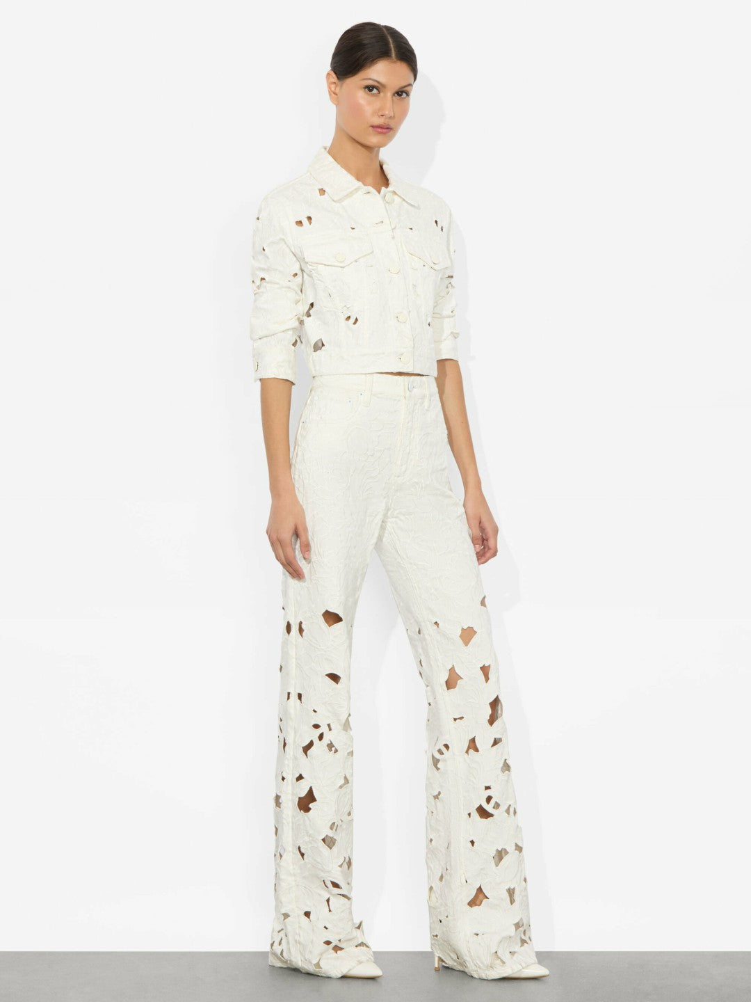 Chloe Eyelet Denim Jacket In Off White - Alice + Olivia Women