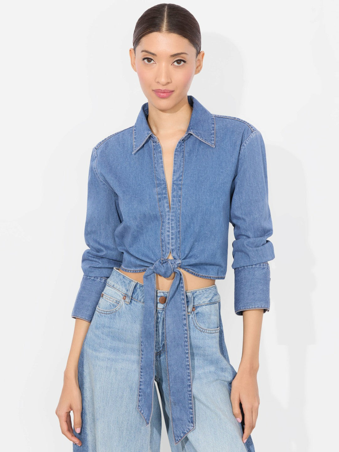 Hannon Chambray Tie Front Blouse In Medium Indigo Chambray - Alice + Olivia Women