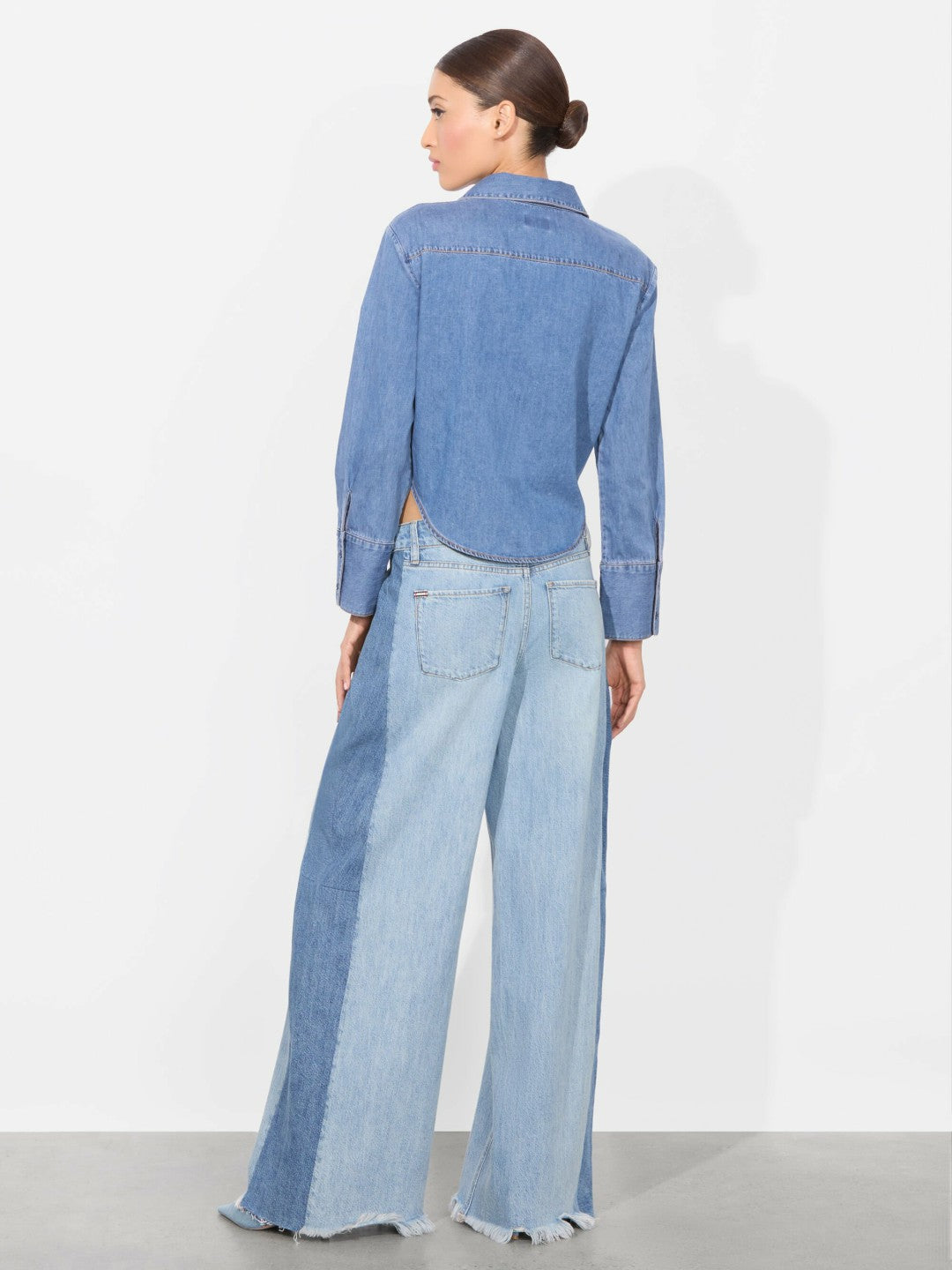 Hannon Chambray Tie Front Blouse In Medium Indigo Chambray - Alice + Olivia Women