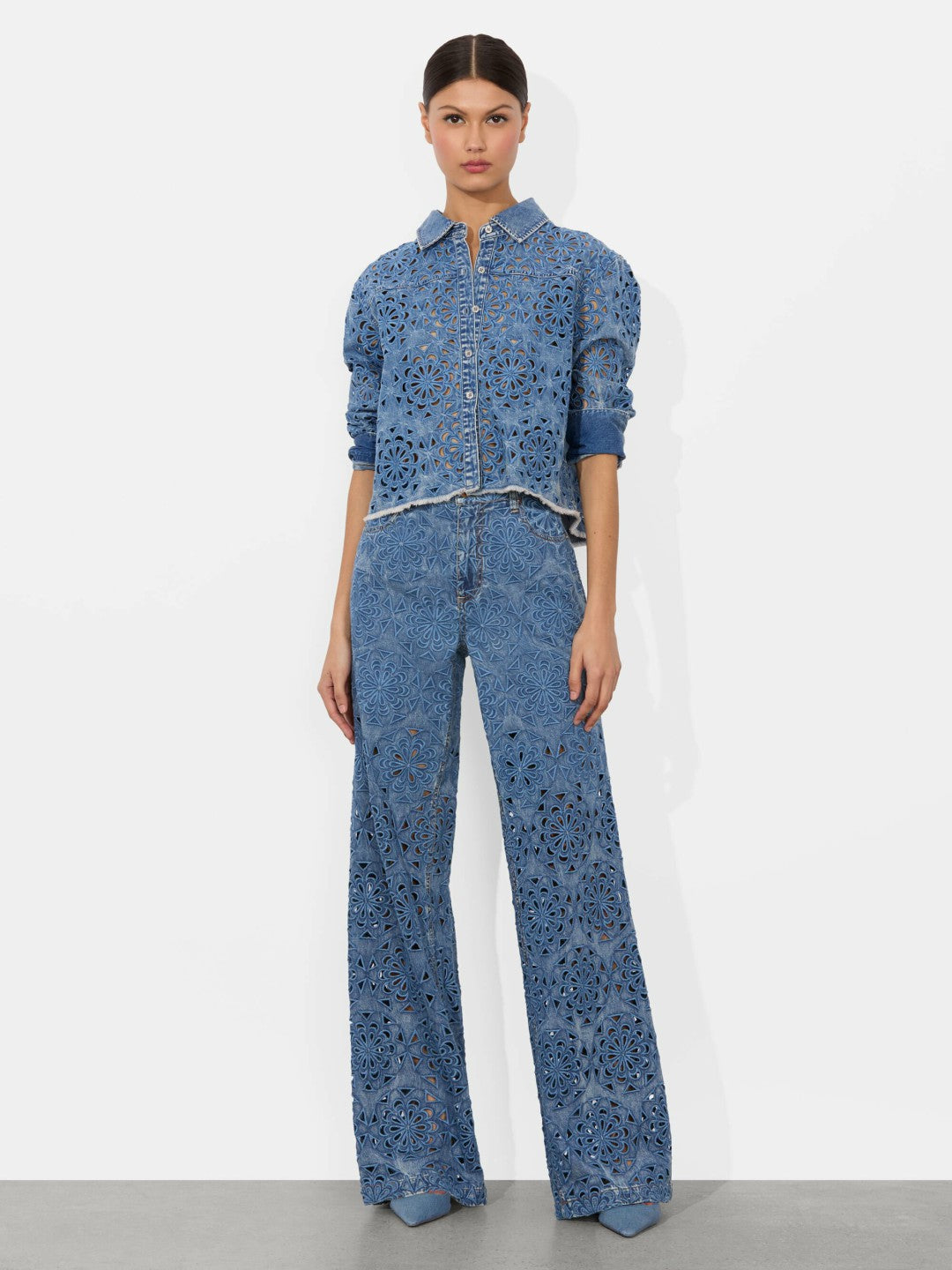 Finely Lasercut Denim Shirt In Avery Blue - Alice + Olivia Women