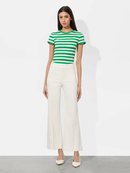 Quinn Kick Flare Jean In Off White - Alice + Olivia Women