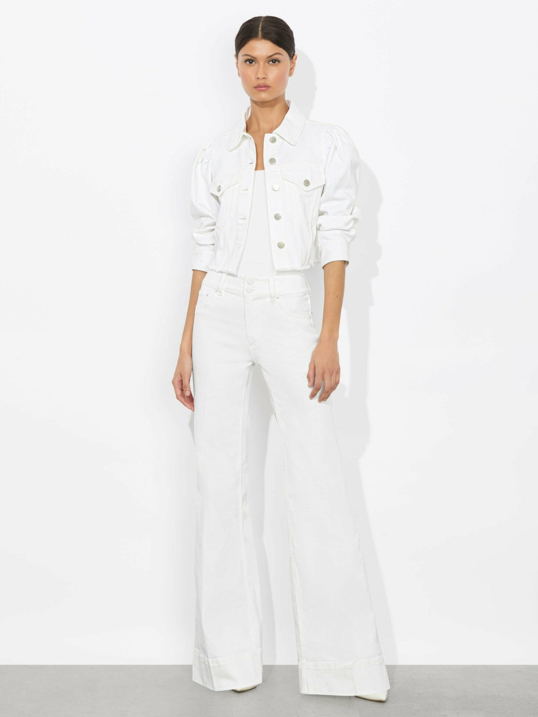 Lana Denim Jacket In White - Alice + Olivia Women