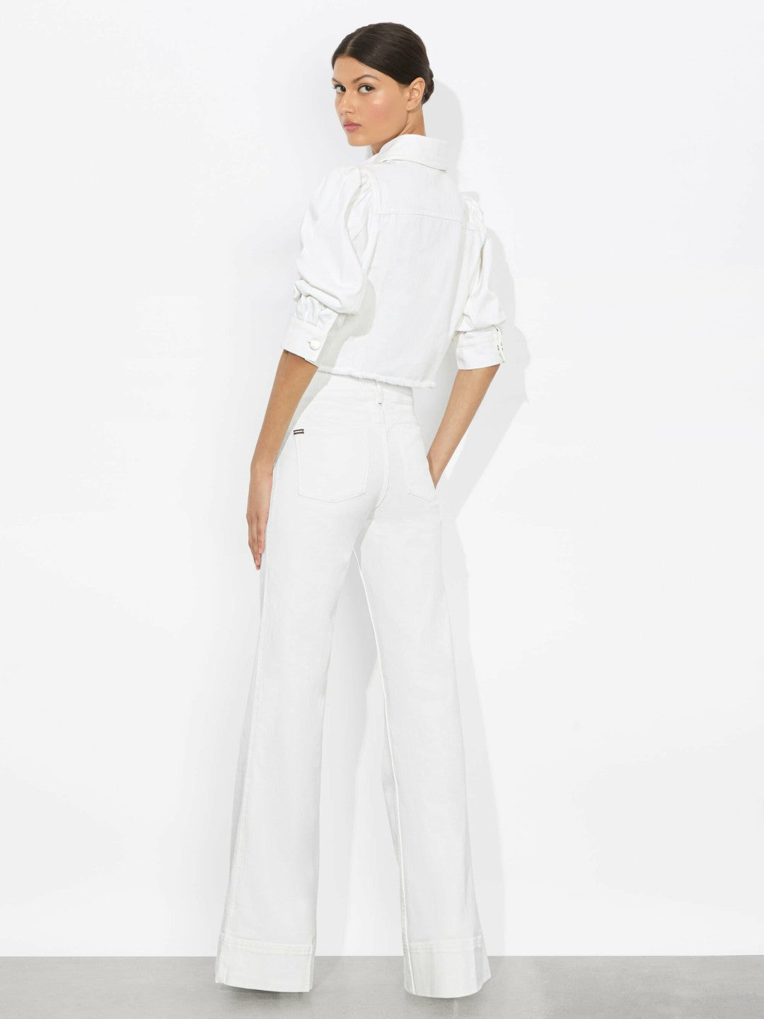 Lana Denim Jacket In White - Alice + Olivia Women