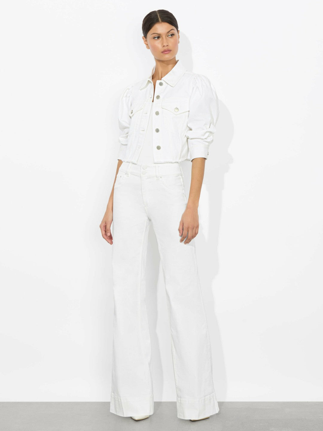 Lana Denim Jacket In White - Alice + Olivia Women