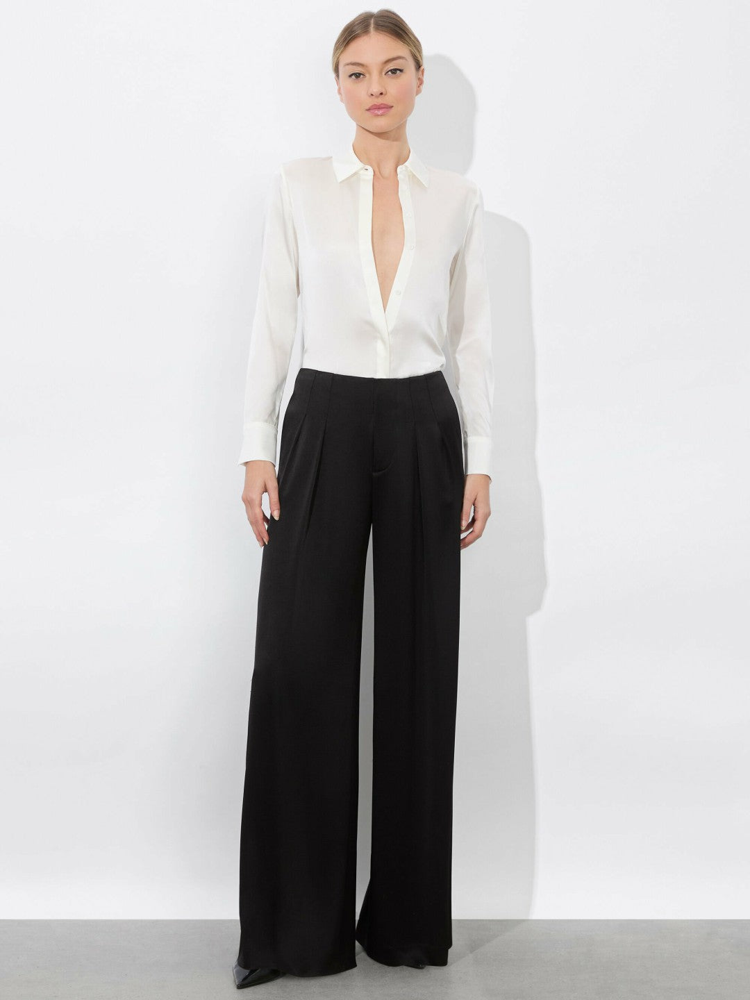 Brady Silk Blouse In Off White - Alice + Olivia Women