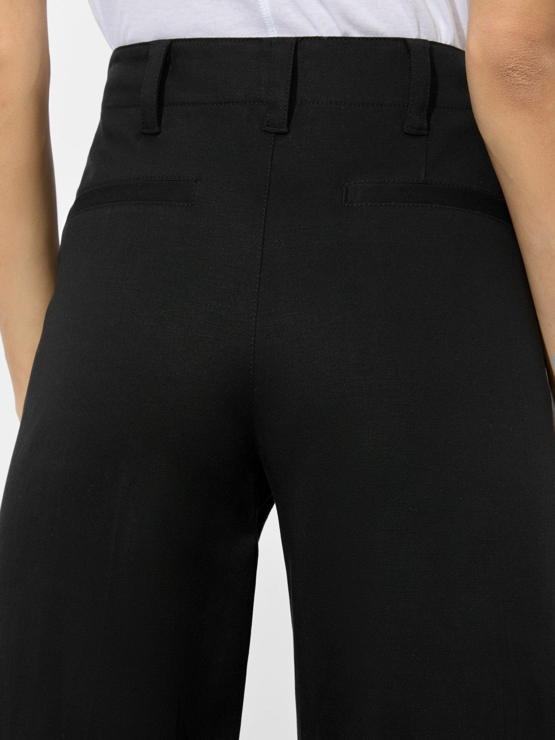 Dan Cropped Chino Pant In Black - Alice + Olivia Women