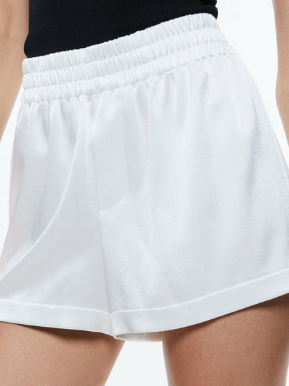 Richie Cuffed Low Rise Boxer Short In Off White - Alice + Olivia Women