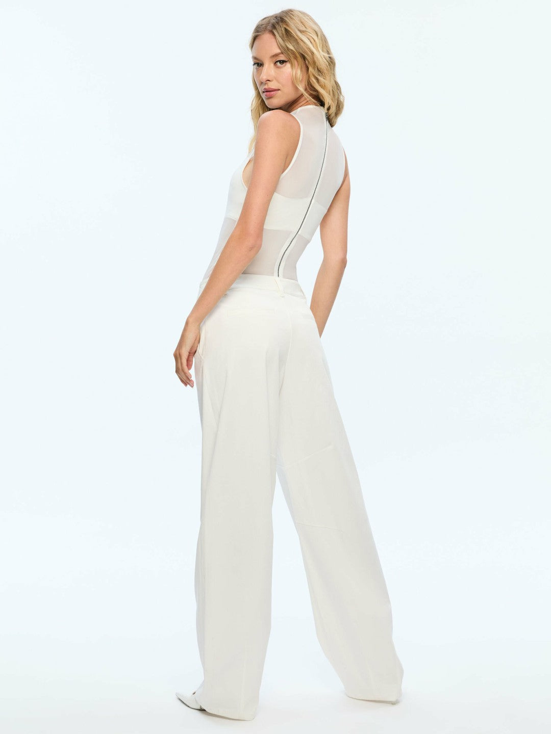 Nichol Bodysuit In Off White - Alice + Olivia Women