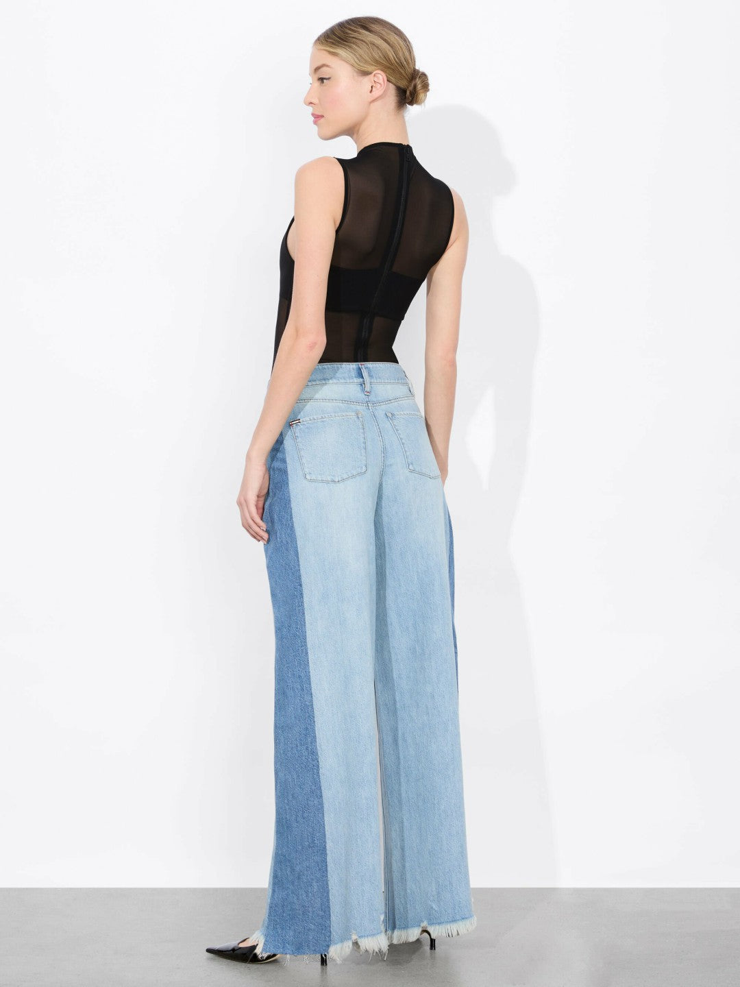Bandeau Sleeveless Bodysuit In Black - Alice + Olivia Women