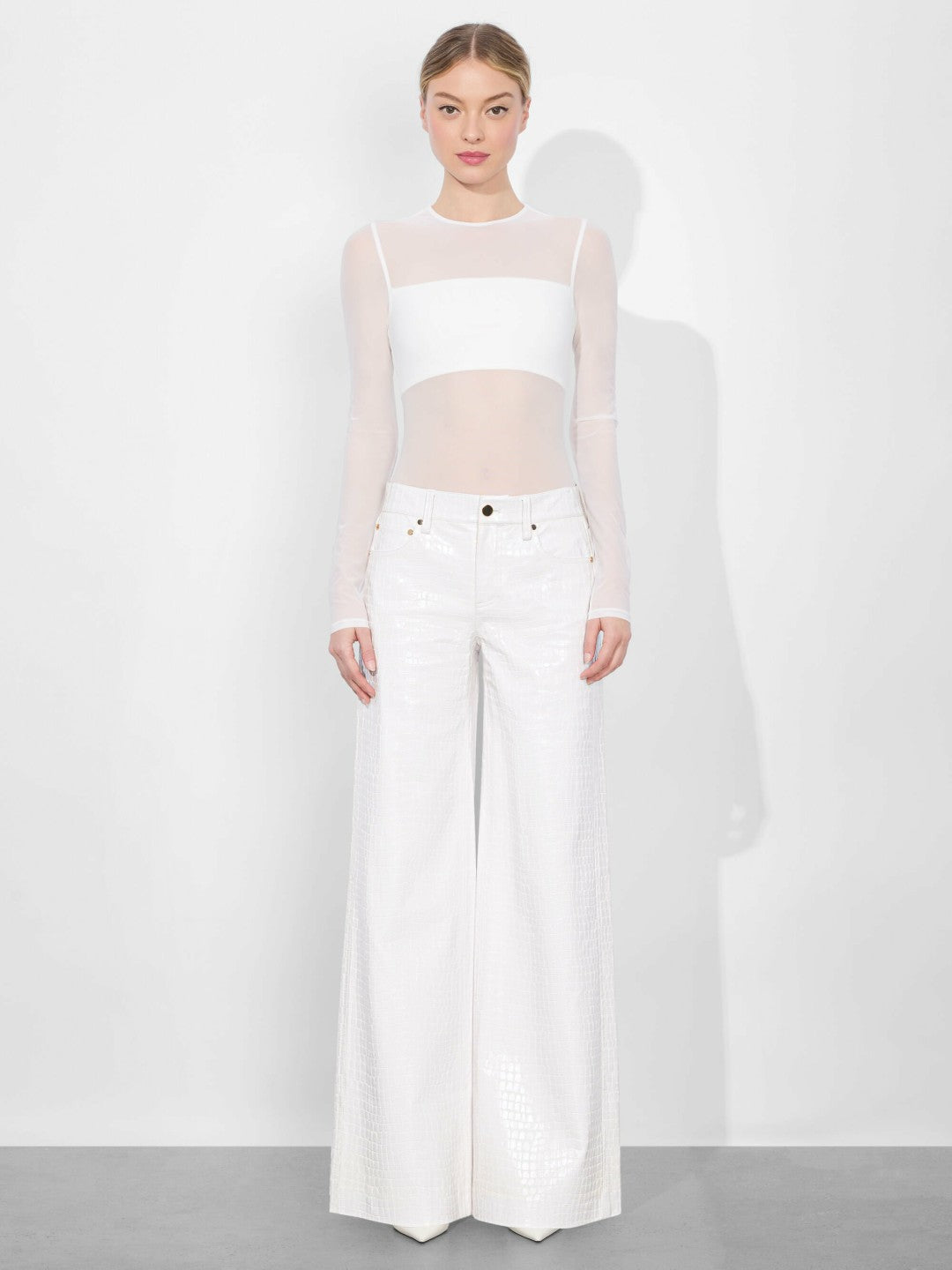 Bandeau Long Sleeve Bodysuit In Off White - Alice + Olivia Women