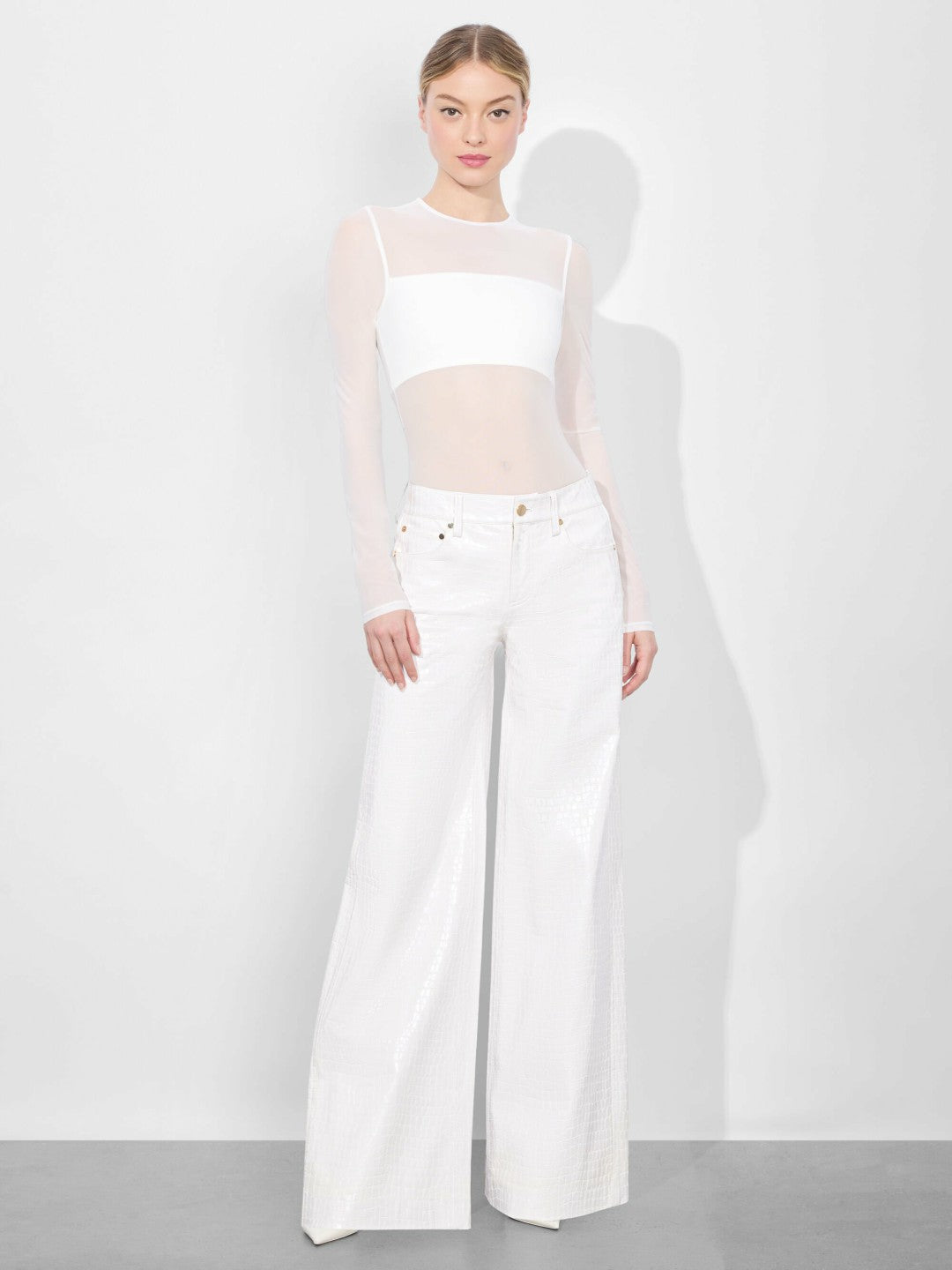 Bandeau Long Sleeve Bodysuit In Off White - Alice + Olivia Women