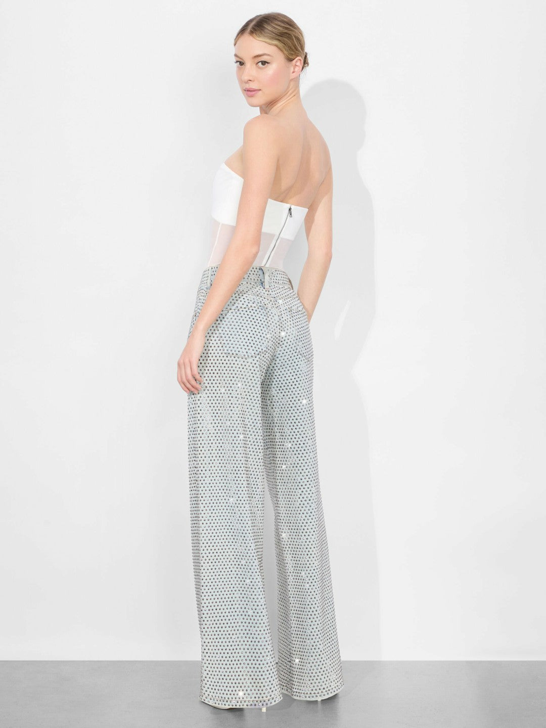 Bandeau Strapless Bodysuit In Off White - Alice + Olivia Women