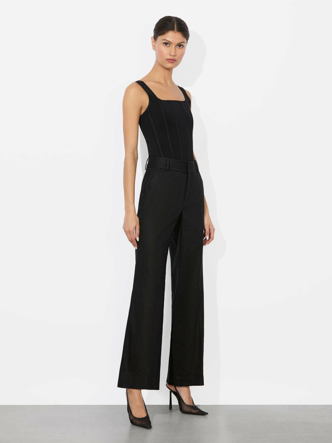 Quinn Linen Kick Flare Pant In Black - Alice + Olivia Women