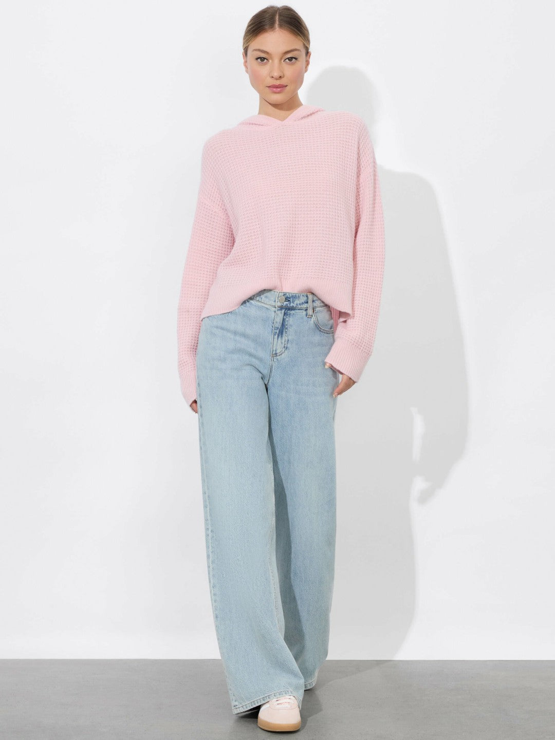 Emmanuelle Hoodie In Shell Pink - Alice + Olivia Women