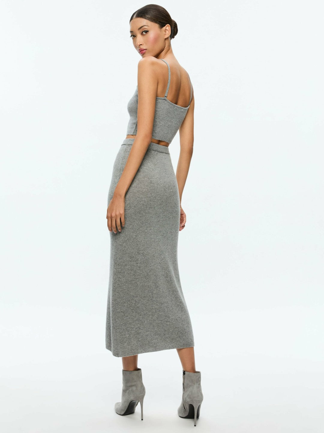 Alison Knit Top In Medium Heather Grey - Alice + Olivia Women