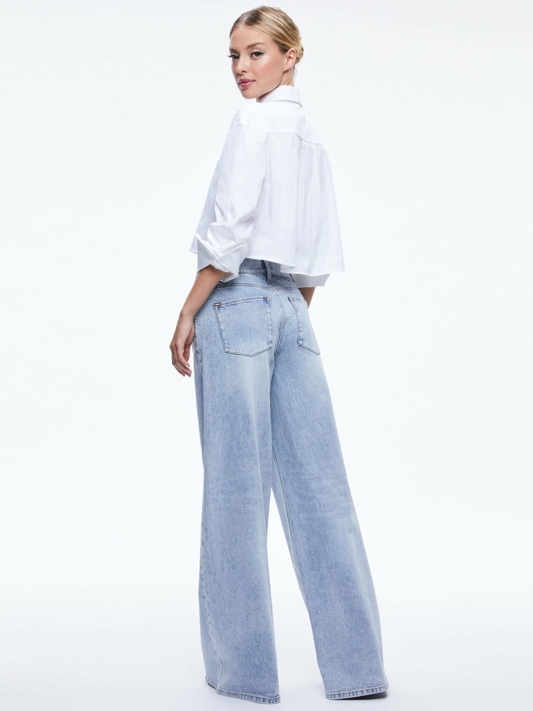 Finely Cropped Button Down In Off White - Alice + Olivia Women
