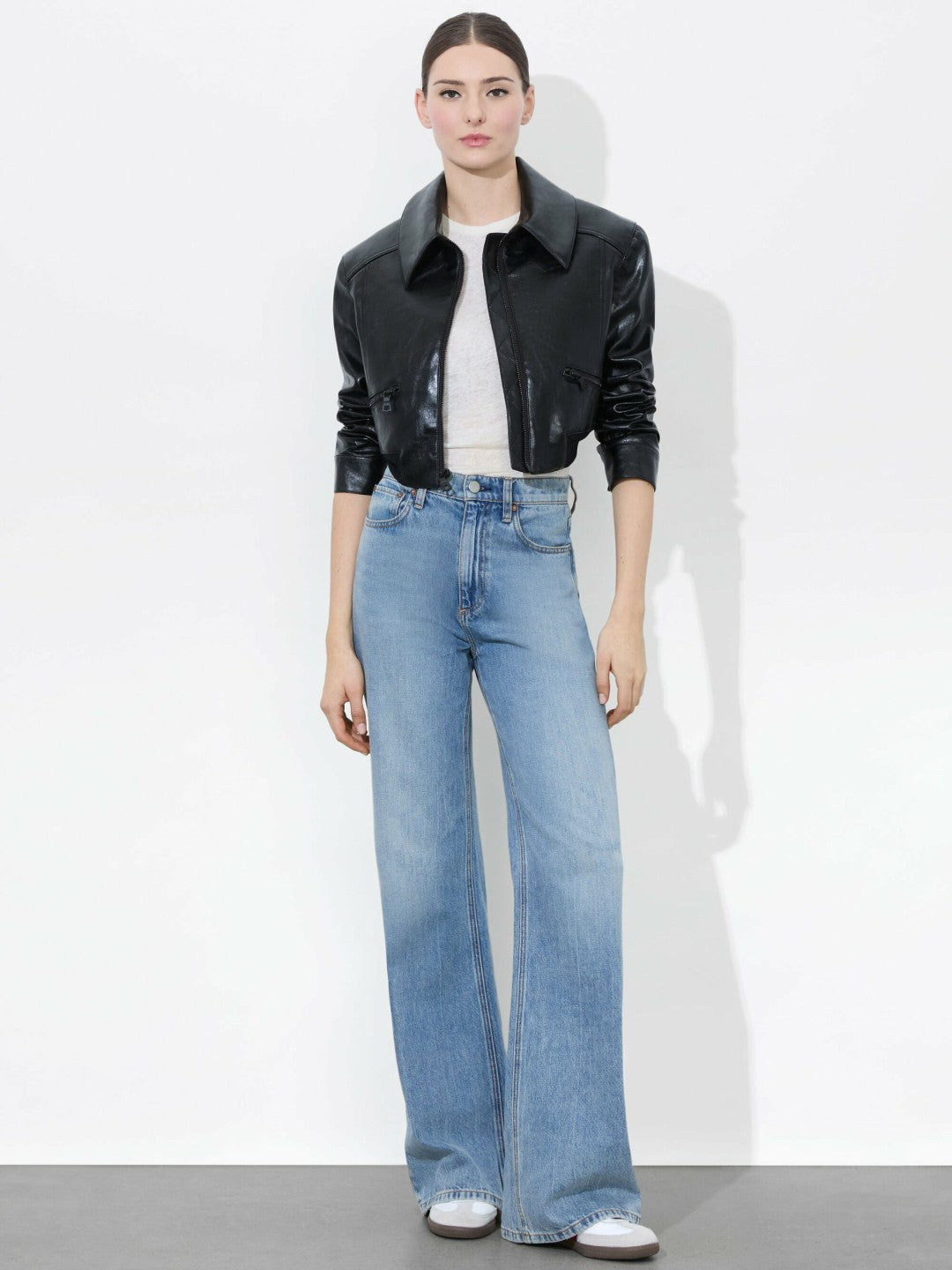 Hyde Cropped Vegan Jacket In Black - Alice + Olivia Women