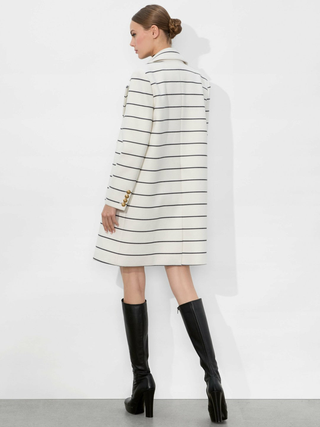 Moore Midi Peacoat In Off White/black - Alice + Olivia Women