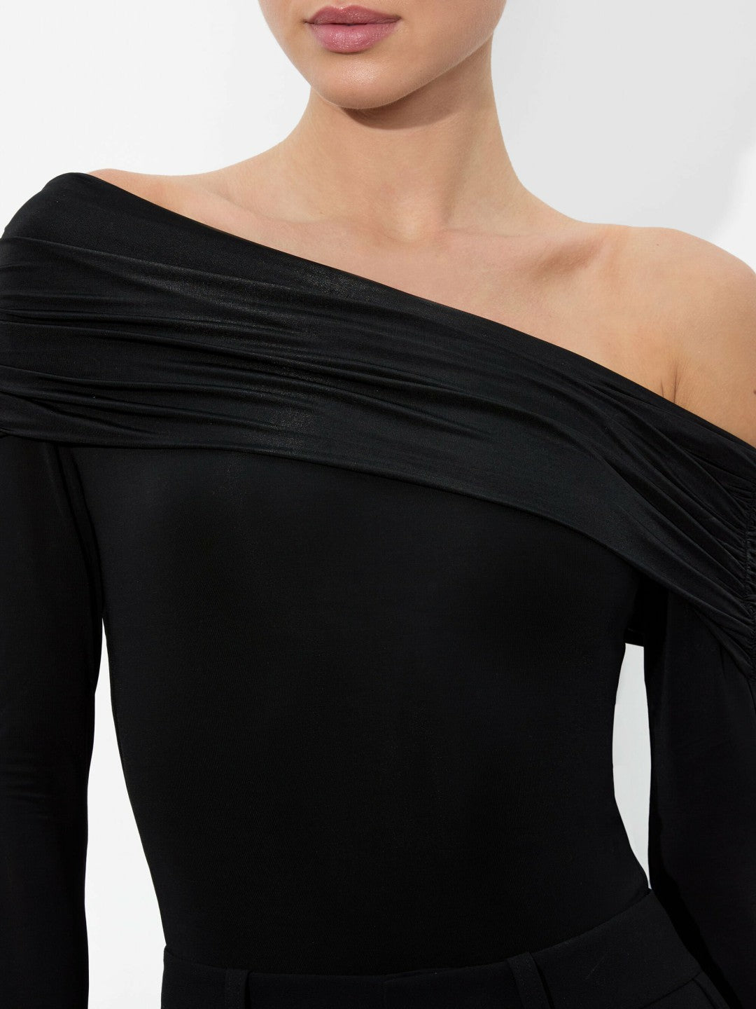 Mollie Convertible Bodysuit In Black - Alice + Olivia Women