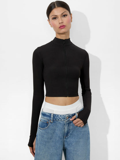 Delaina Reversible Top In Black - Alice + Olivia Women
