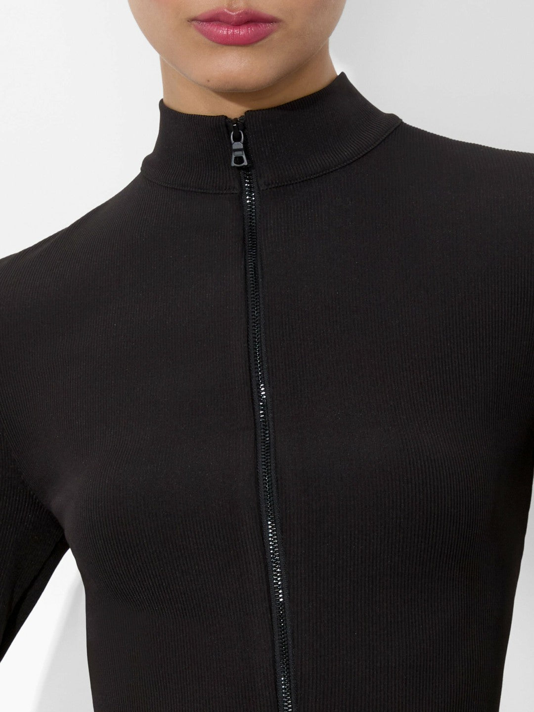 Delaina Reversible Top In Black - Alice + Olivia Women