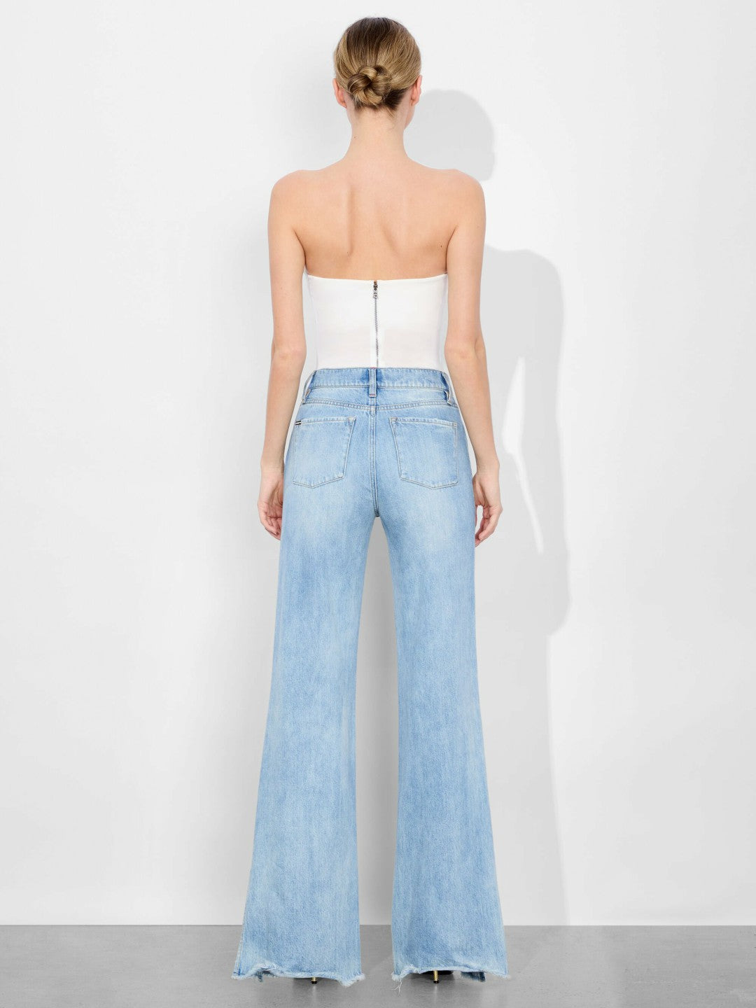 Naomi Strapless Bodysuit In Off White - Alice + Olivia Women
