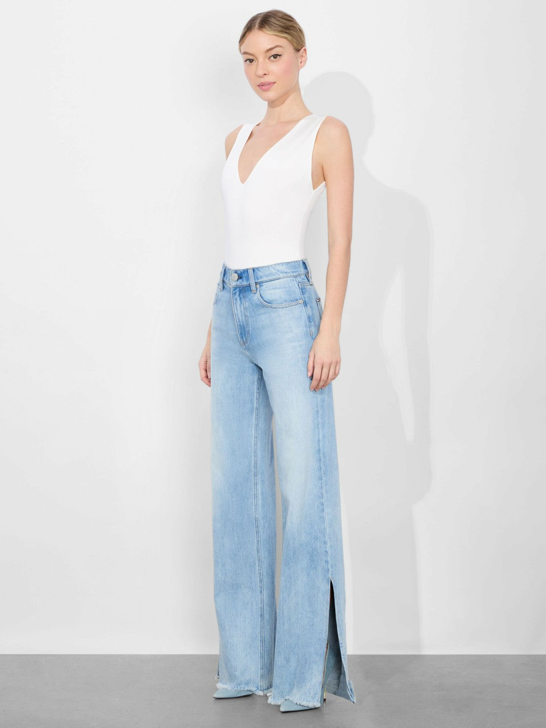 Olea Sculpting Bodysuit In Off White - Alice + Olivia Women
