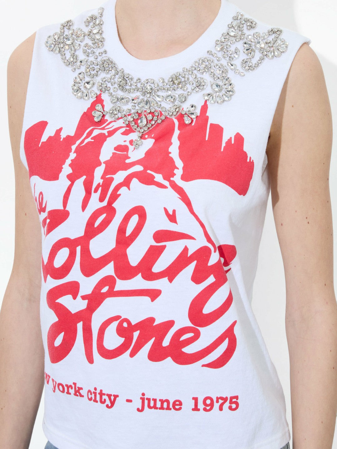 Micah Muscle Tank In Off White/multi - Alice + Olivia Women