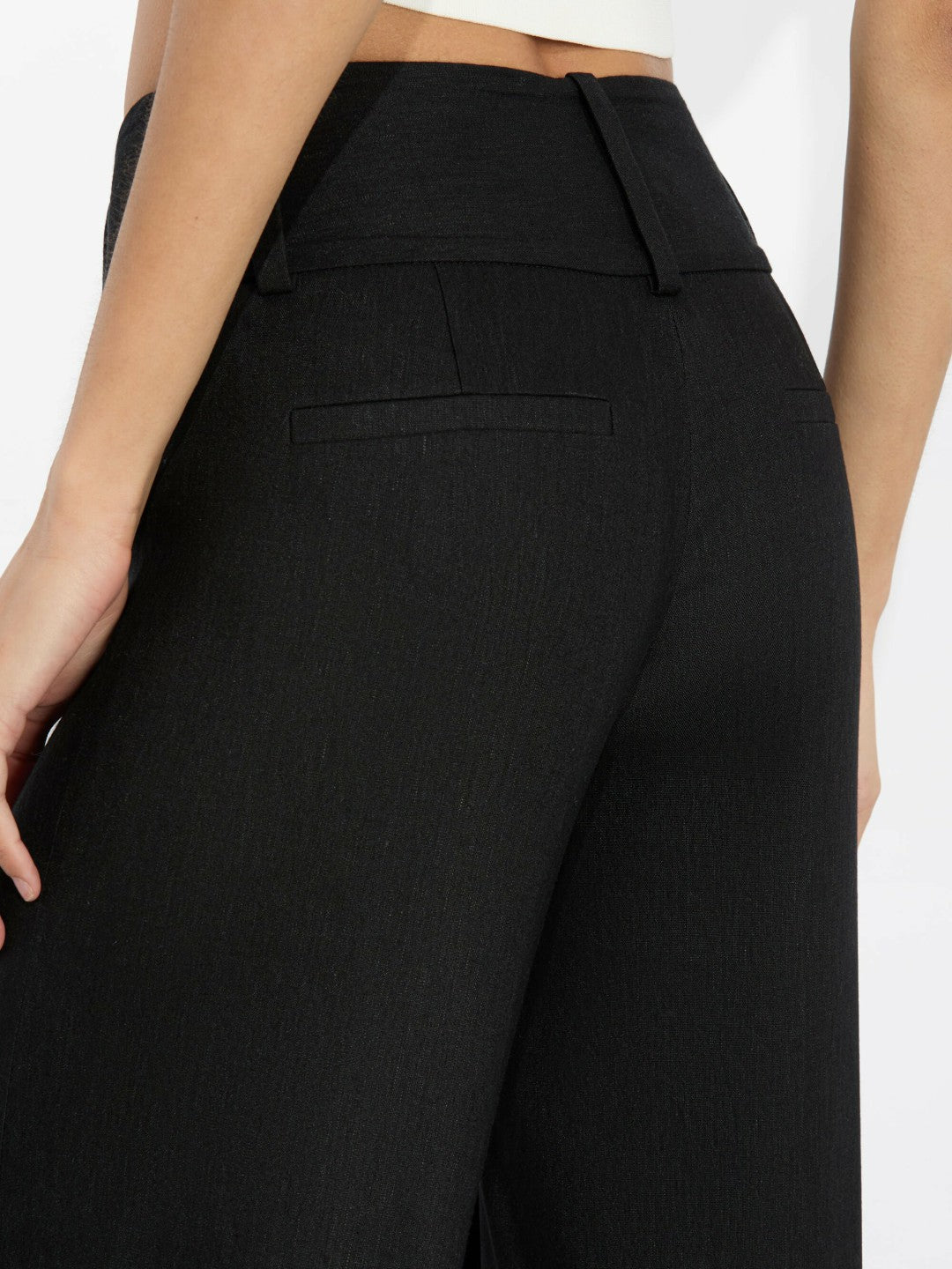 MAZIE VEST + OLIVIA PANT - Alice + Olivia Women